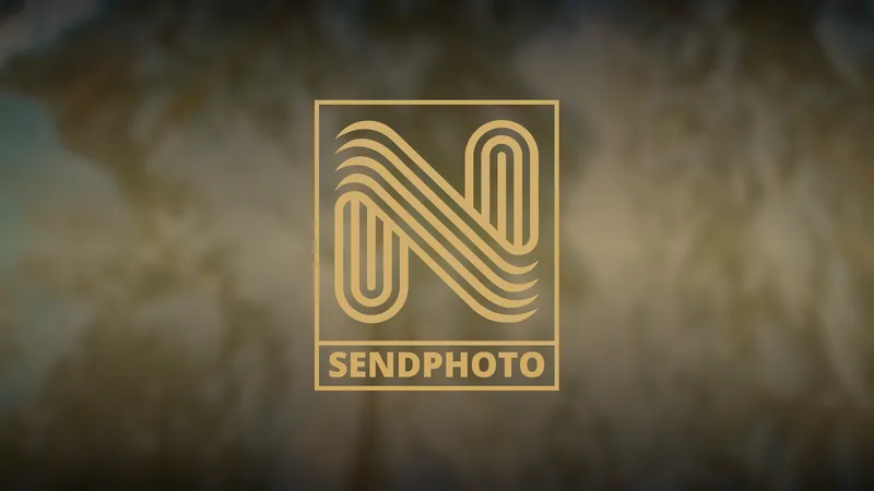 Outdoor Winter Christmas Photography- Capturing Holiday Magic in Nature